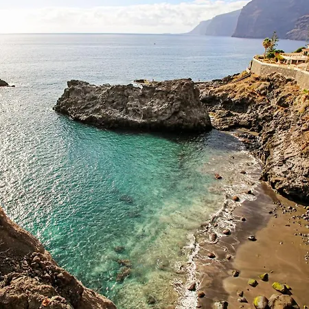 Ocean Breeze Los Gigantes Apartment Puerto de Santiago (Tenerife)