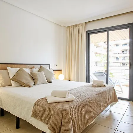 Ocean Breeze Los Gigantes Apartment *