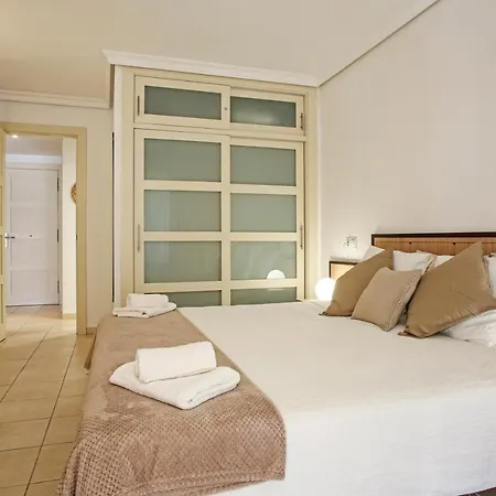 Ocean Breeze Los Gigantes